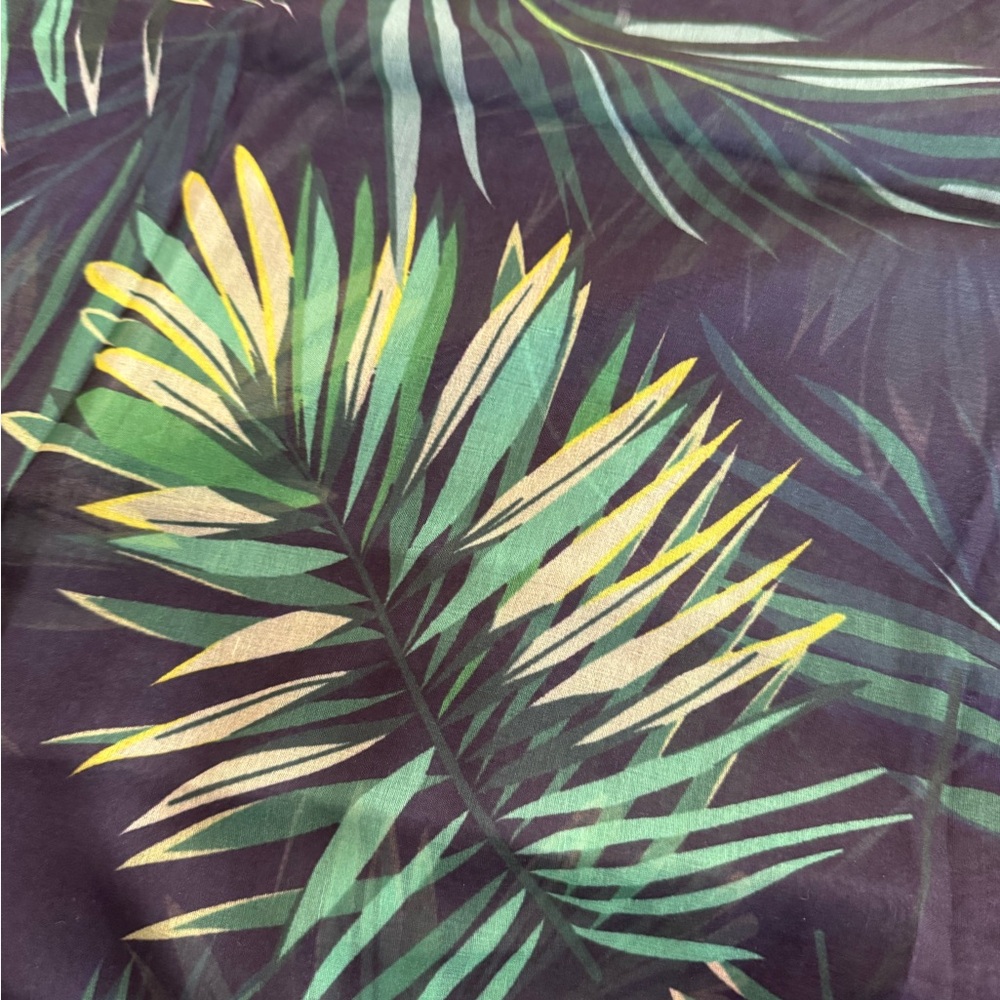 Women’s Pokoloko Green Leaf Print Scarf - Picture 7 of 8